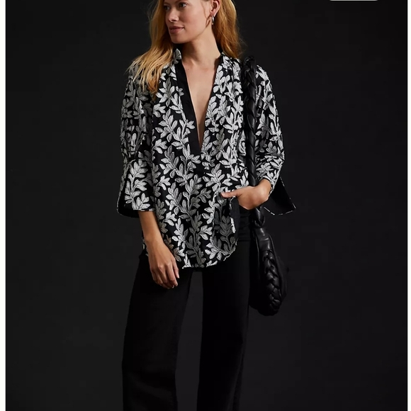 By Anthropologie Popover Blouse Black with Floral Embroidery Size Small - Picture 3 of 9